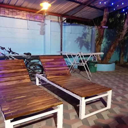 Bee Cottage Negombo Exterior photo