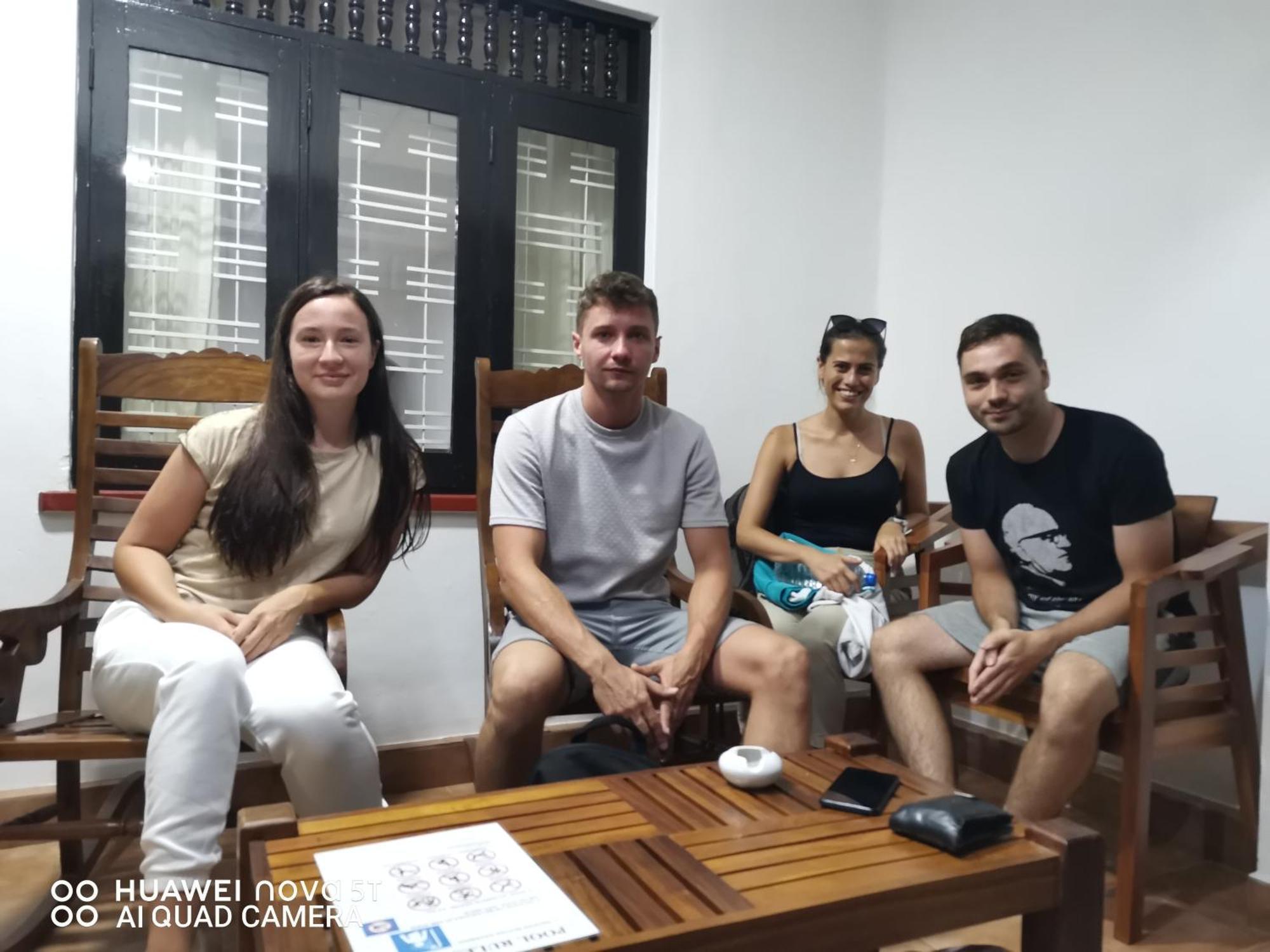 Bee Cottage Negombo Exterior photo