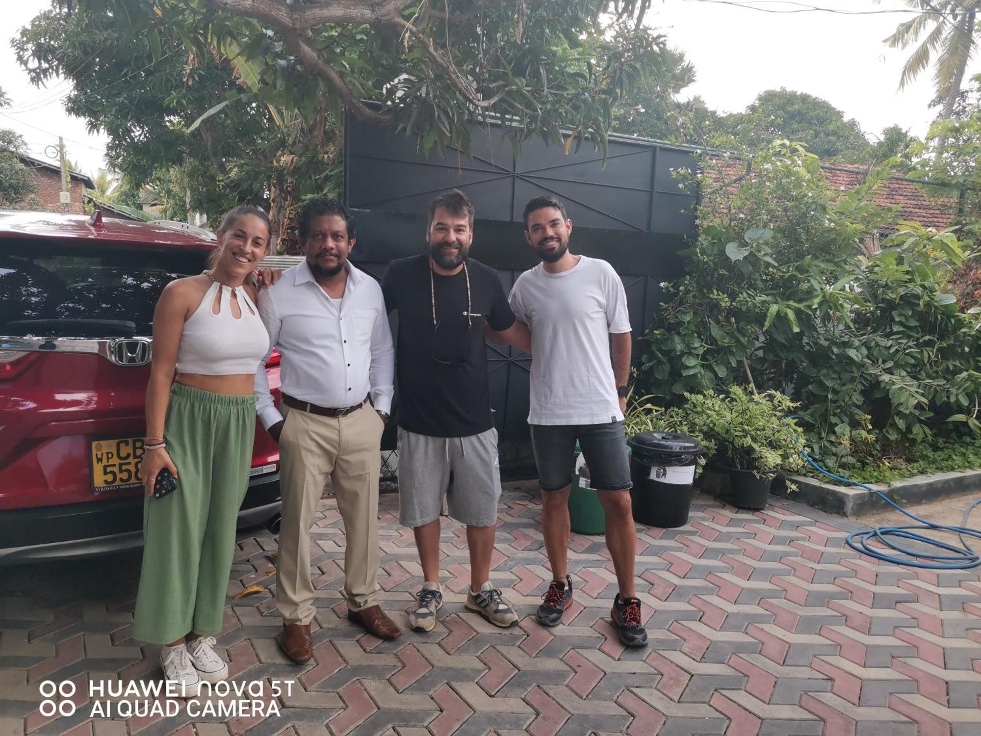 Bee Cottage Negombo Exterior photo